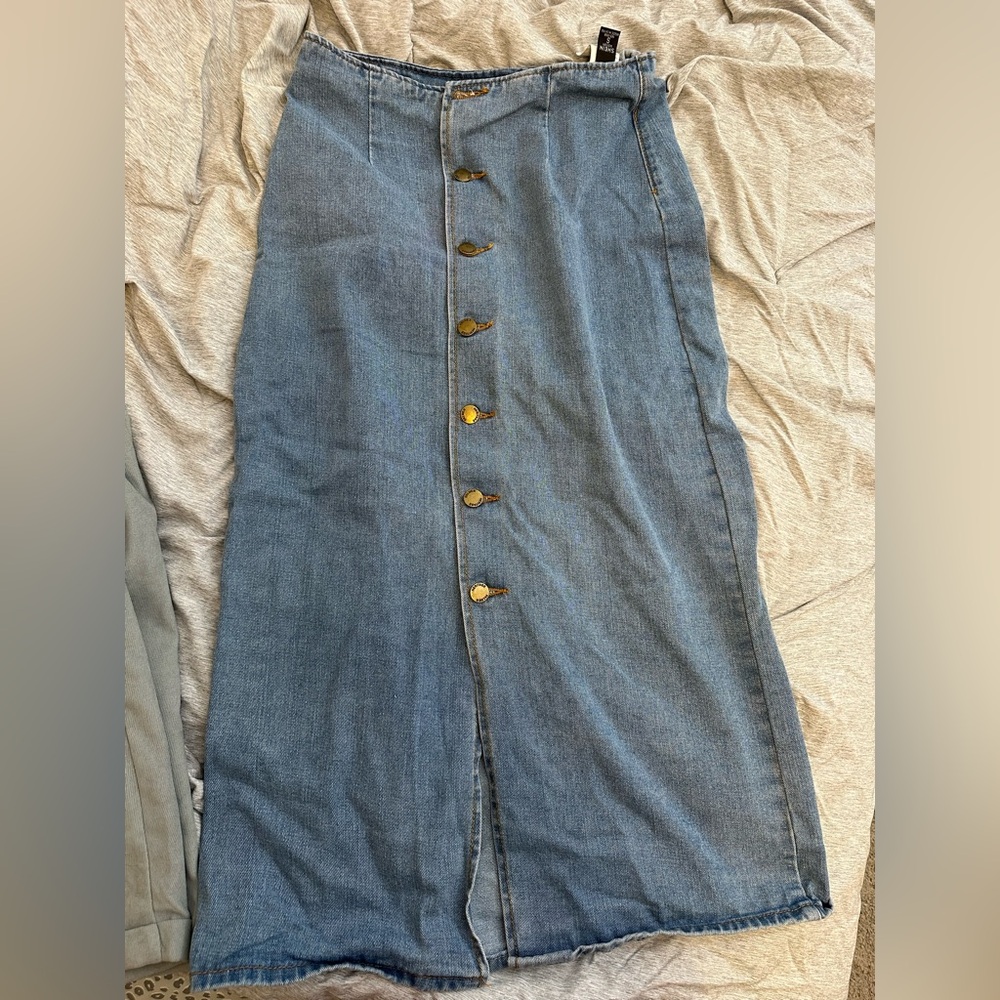 SHEIN Blue Denim Skirt with Gold Buttons